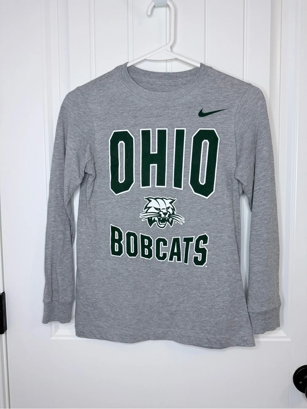 Nike Gray & Green Ohio University Bobcats Long Sleeve Tee - Kids